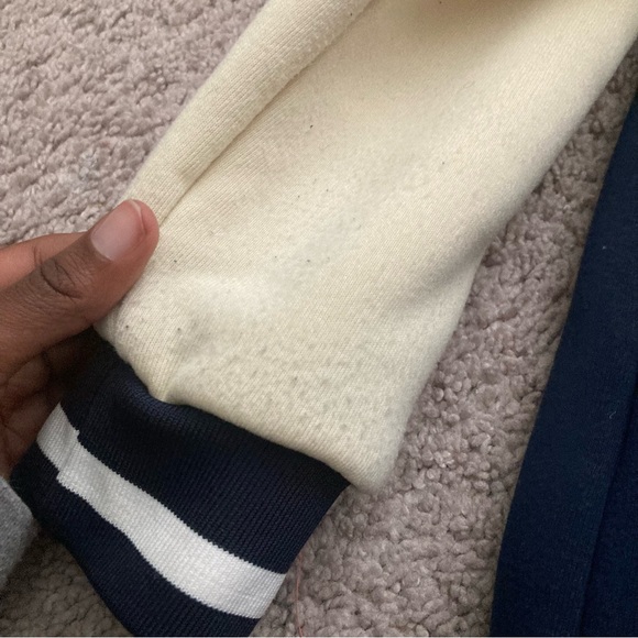 Varsity jacket with packet and pockets - Picture 2 of 9